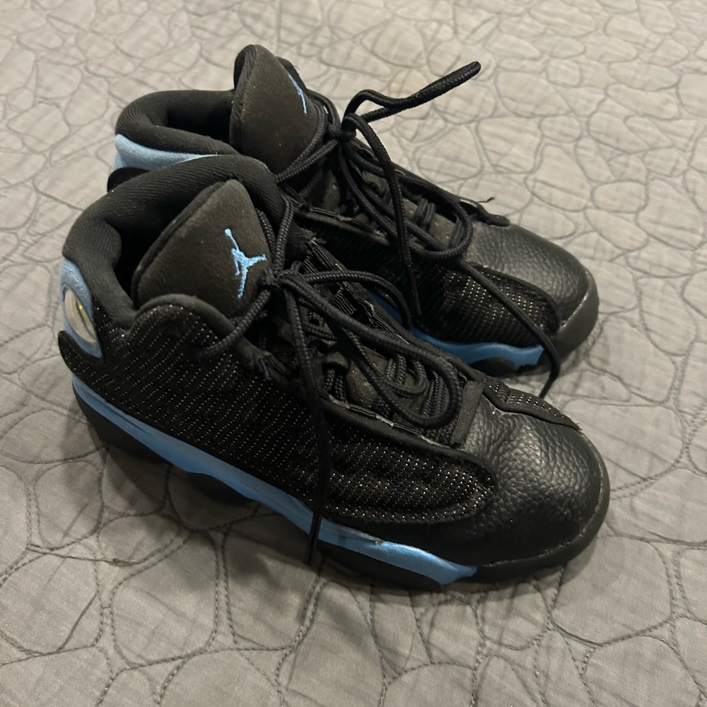 Youth Nike Air Jordan 13 Retro Black/University Blue Size 2